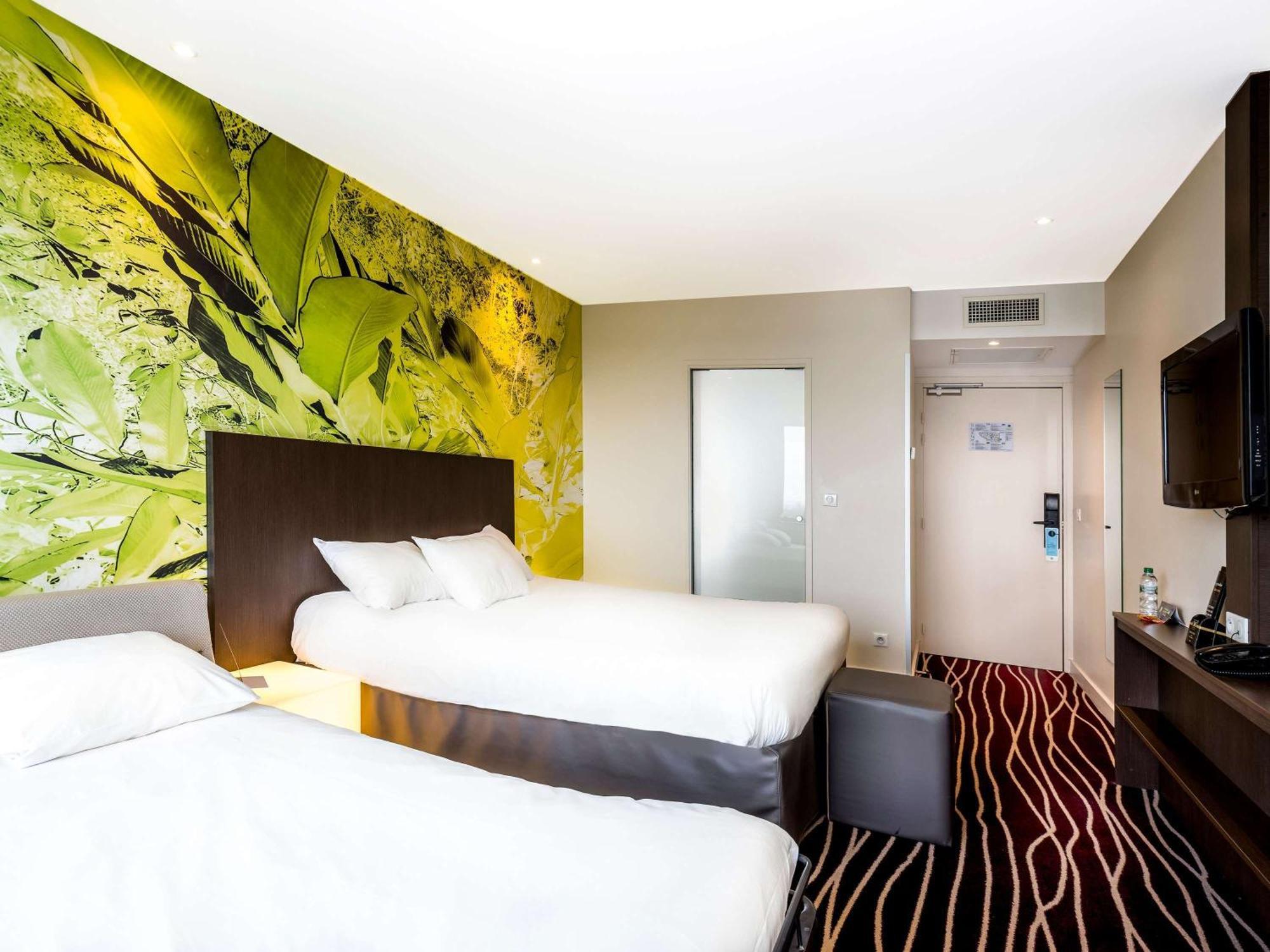 Hotel Ibis Styles Saint Julien En Genevois Vitam Neydens