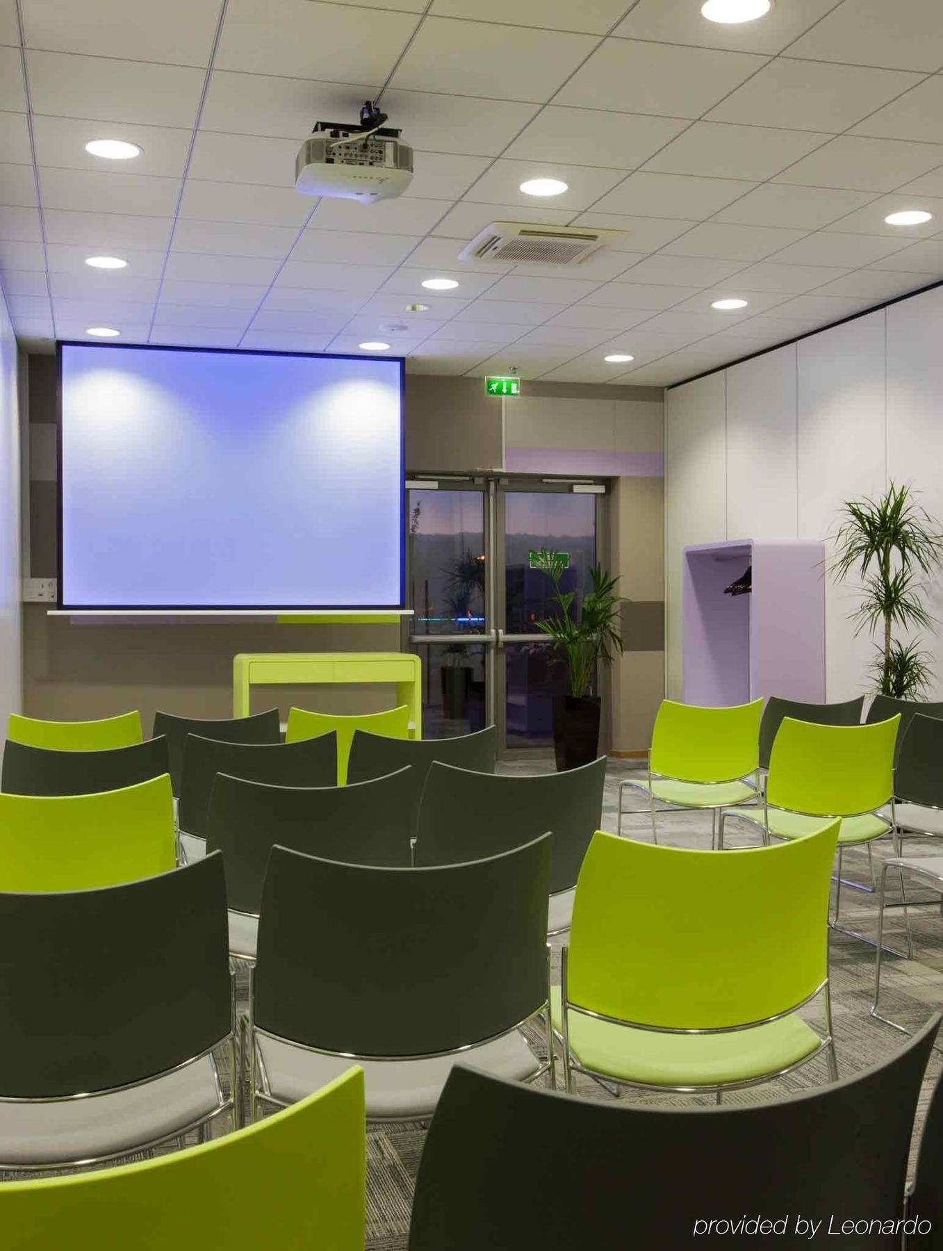 Ibis Styles Saint Julien En Genevois Vitam Hotel Neydens